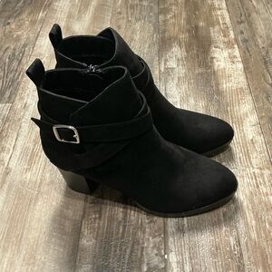 Style & Co. Black Ankle Boots Size 9